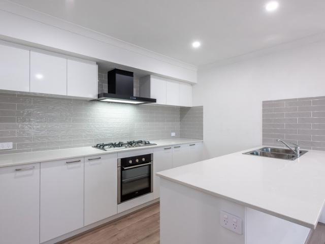 Cottage for sale in Midvale, Shire of Mundaring