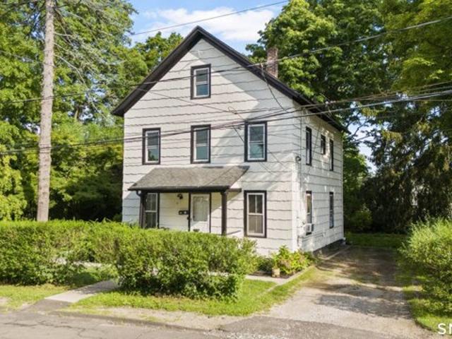 House for sale in Danbury, Connecticut