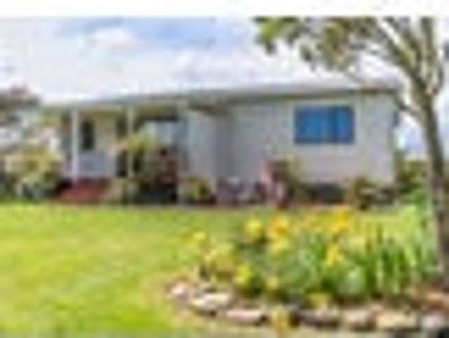 House for sale in Otaki Beach, Wellington