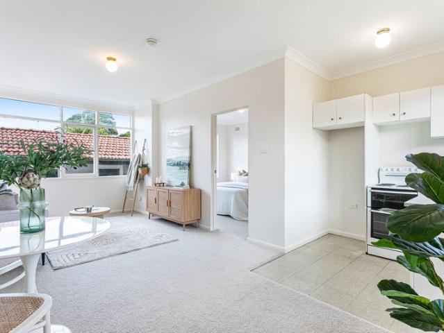 Apartment for rent in Lower North Shore, Sydney