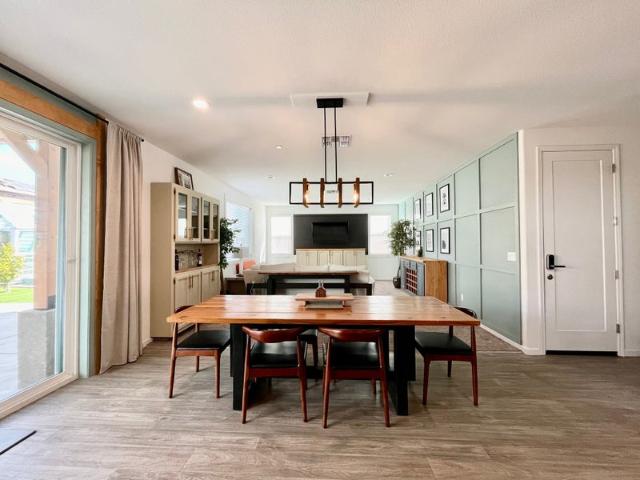Room for rent in California