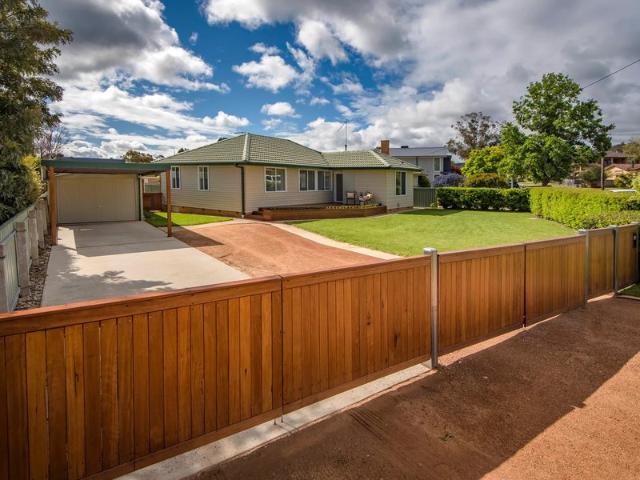 House for sale in Queanbeyan East, Queanbeyan