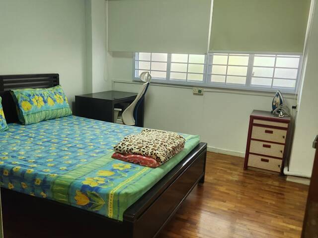 Room for rent