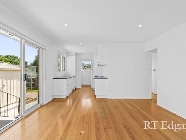House for rent in Macleod, Melbourne