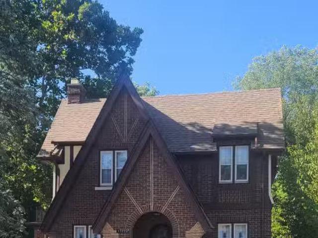 Condo for rent in Detroit