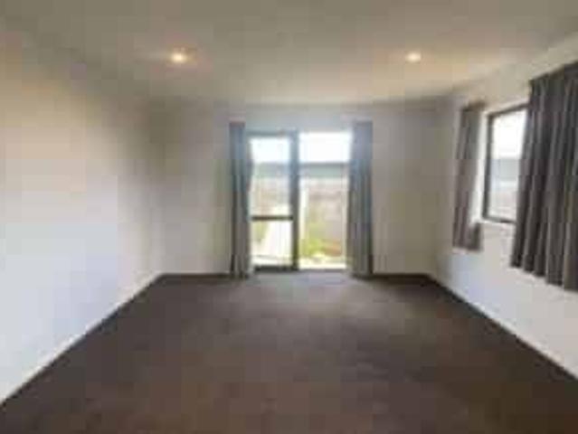 House for rent in Owhata, Oroua County