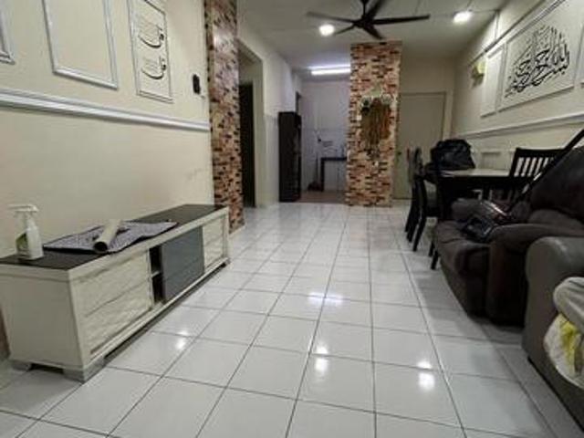 Apartment for sale in Kajang, Langat