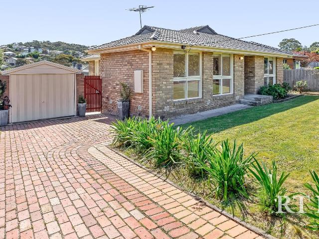 House for rent in Macleod, Melbourne