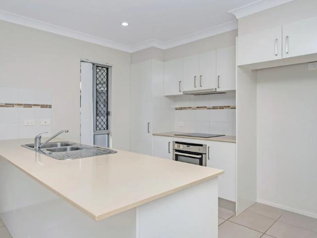 House for rent in Kelso, Queensland