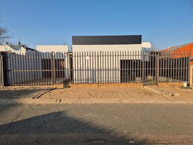 House for sale in Vosloorus, Gauteng