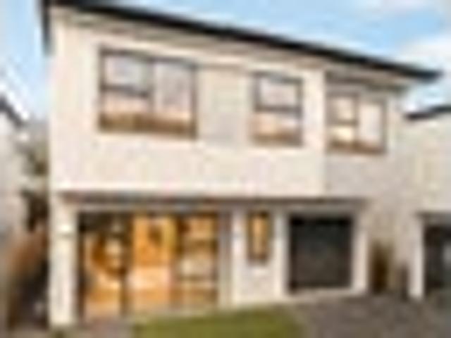 Townhouse for sale in Green Bay