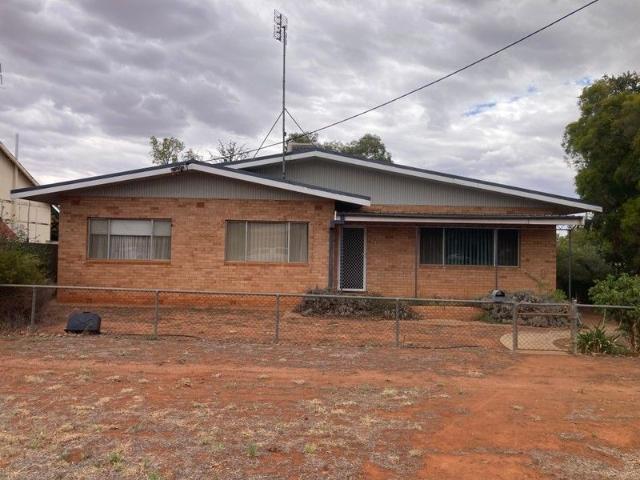 House for sale in Ardlethan, New South Wales