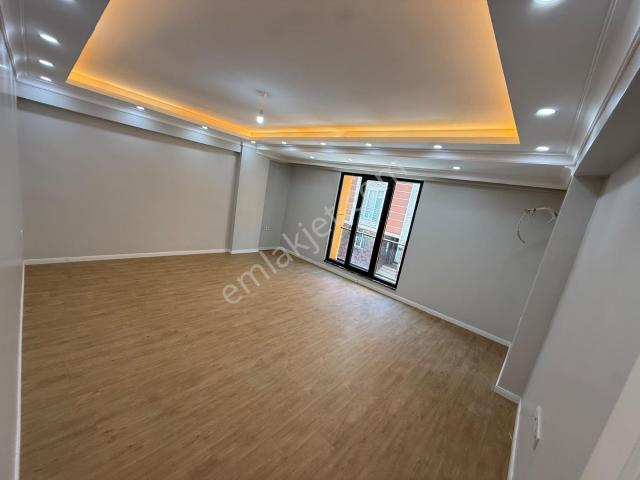 İsmetpaşa Mahallesi, Sultangazi içerisinde kiralık mülk