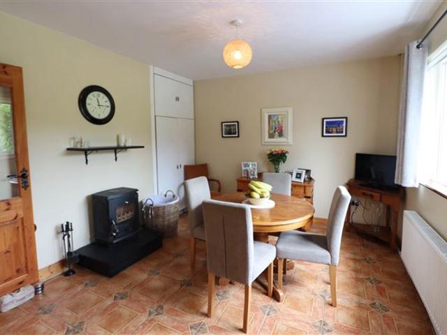 Bungalow for sale in Galway