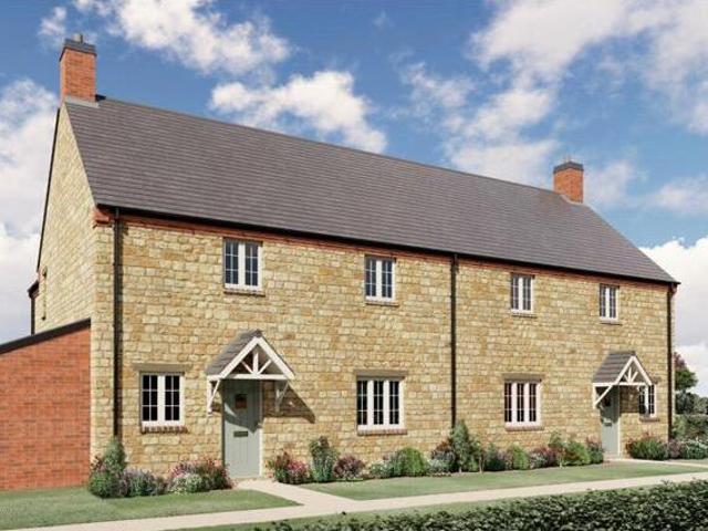House for sale in Northampton, Northamptonshire