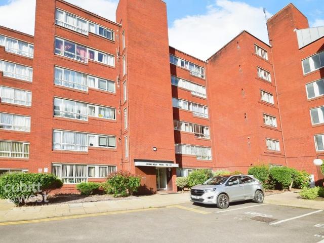 Apartment for rent in Greater London