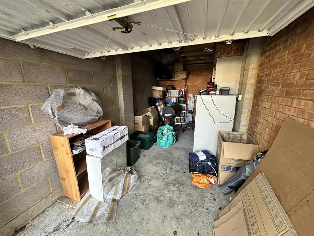 House for rent in Vinney Green, Kingswood
