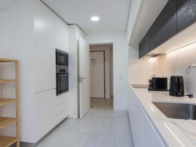 Apartamento alugar em Amadora, Urbanização da Atalaia