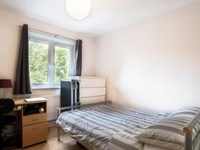 Room for rent in Stepney, Greater London