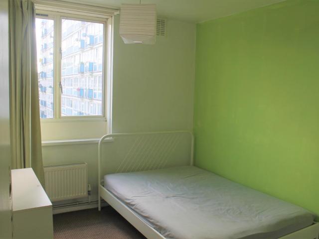 Room for rent in Stepney, Greater London