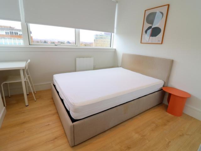 Room for rent in Greater London