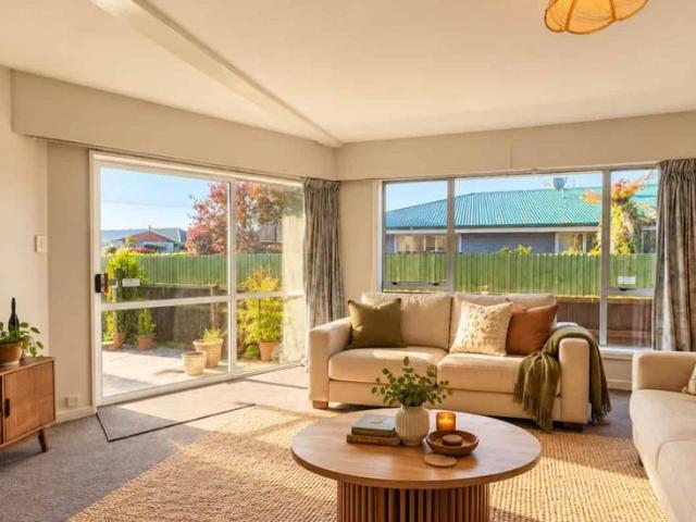 House for rent in Oaklands, Christchurch