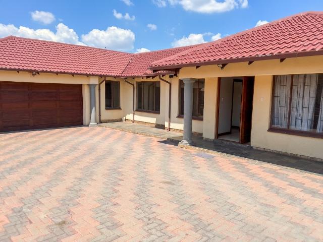 House for rent in Geelhoutpark, Rustenburg Local Municipality