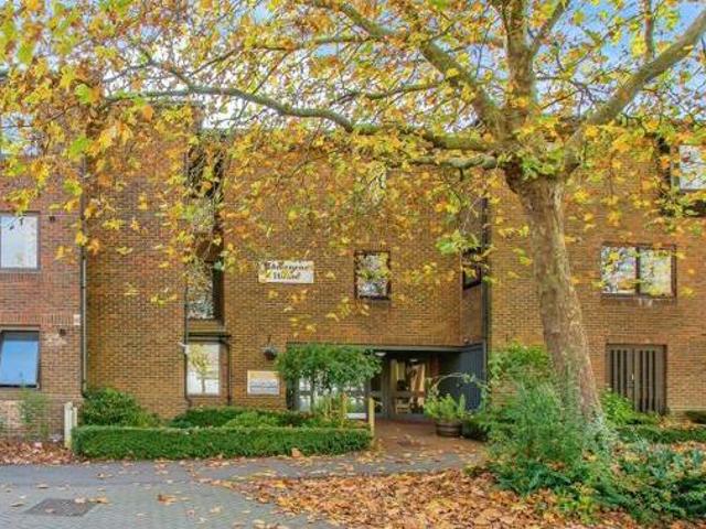 House for sale in Hampton Green, Cambridgeshire