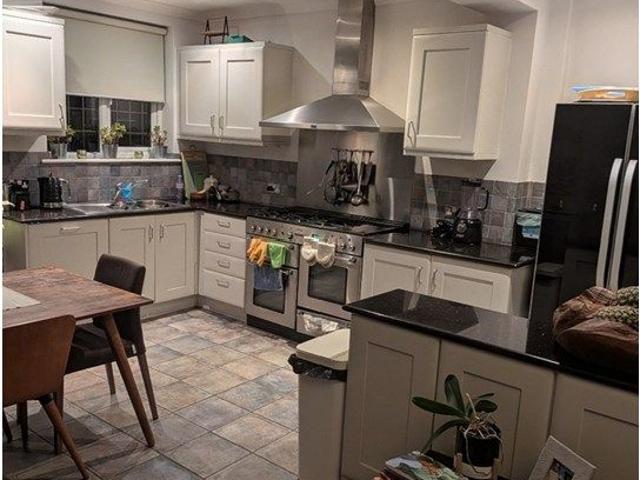 Room for rent in London Borough of Croydon, Greater London
