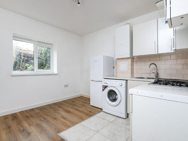 Apartment for rent in Widmore, Isle Of Man