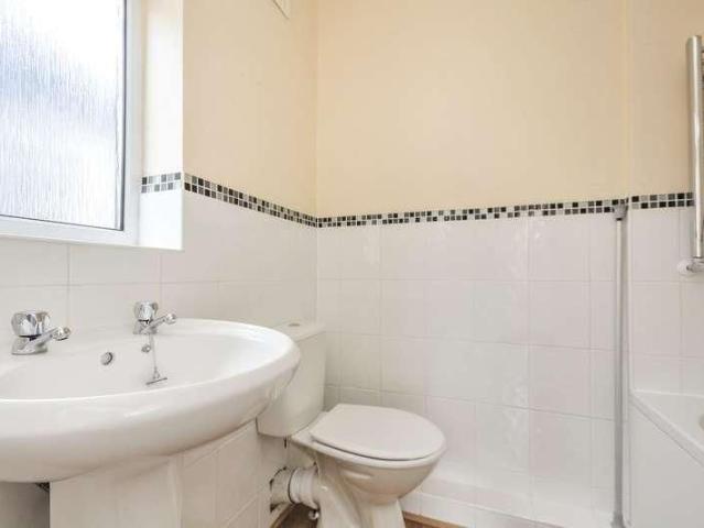 House for rent in Bromley, Widmore