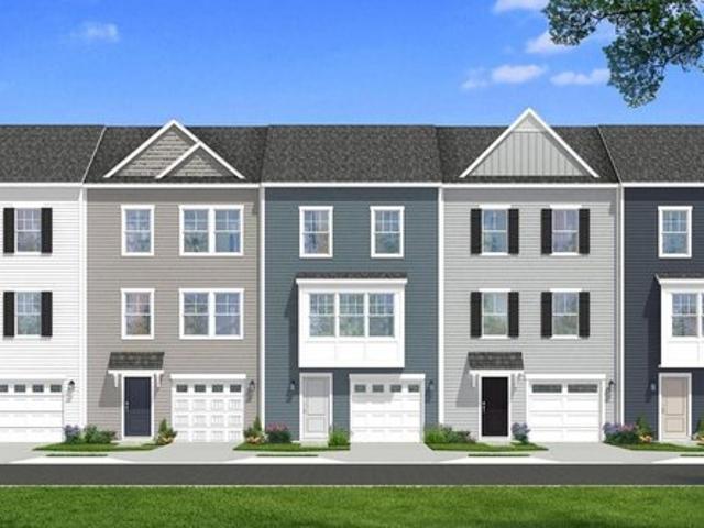 Townhouse for sale in Charles Town, Jefferson County