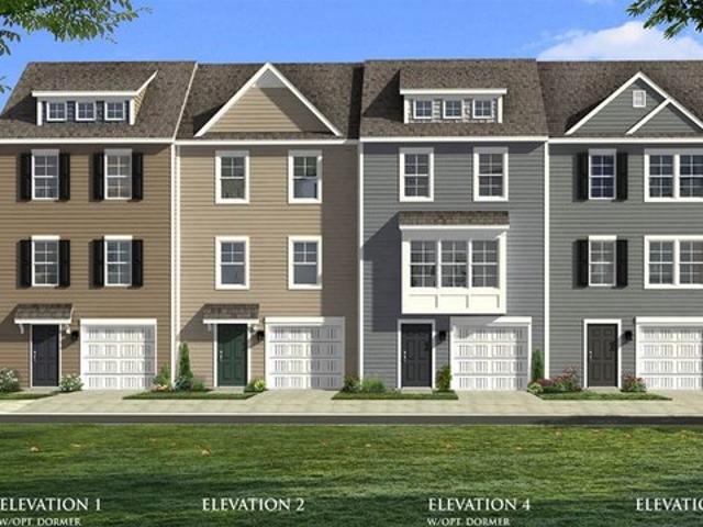 Townhouse for sale in Bunker Hill, West Virginia