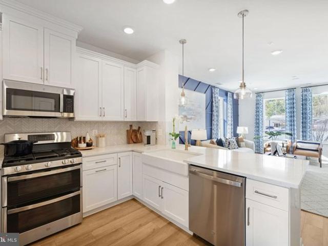 Condo for sale in Montgomery Village, Maryland