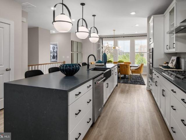 Condo for sale in Virginia
