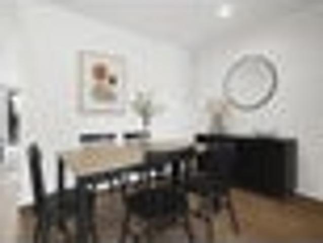 Townhouse for sale in Paremoremo, Oroua County