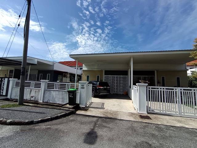 Residential House for sale in Kuala Kedah, Kedah