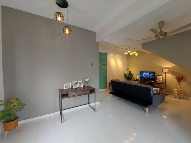 Townhouse for rent in Malaka