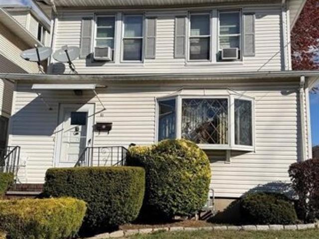 House for sale in Palisades Park, New Jersey