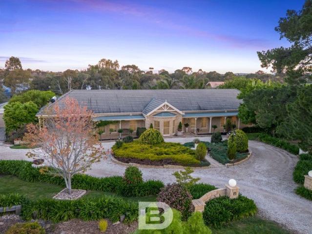 House for sale in Riddells Creek, Shire of Macedon Ranges