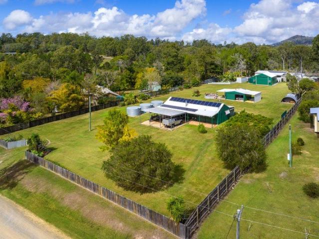 Cottage for sale in Glenwood, Queensland