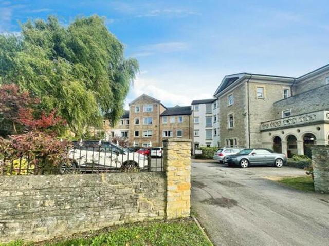 House for sale in Evershot, Oxfordshire