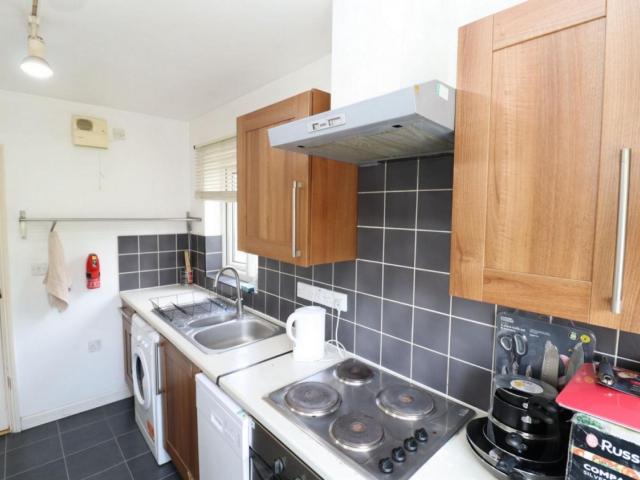 Room for rent in Aberfeldy Village, Blackwall