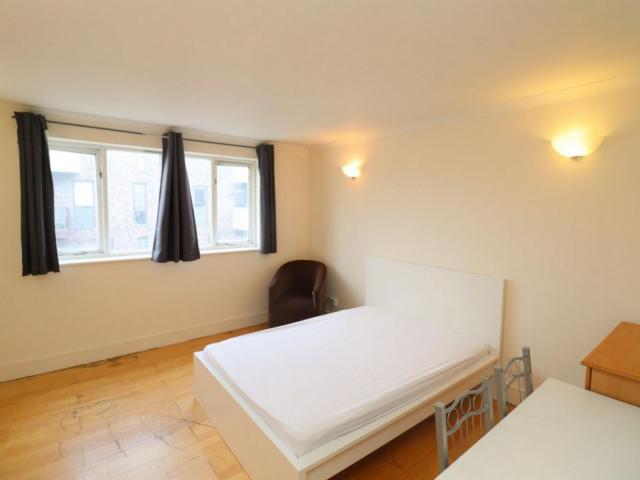 Room for rent in Ocean Estate, Stepney