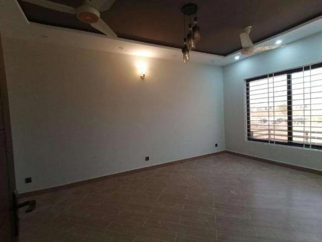 House for sale in ڈی-12 مركز, اسلام آباد