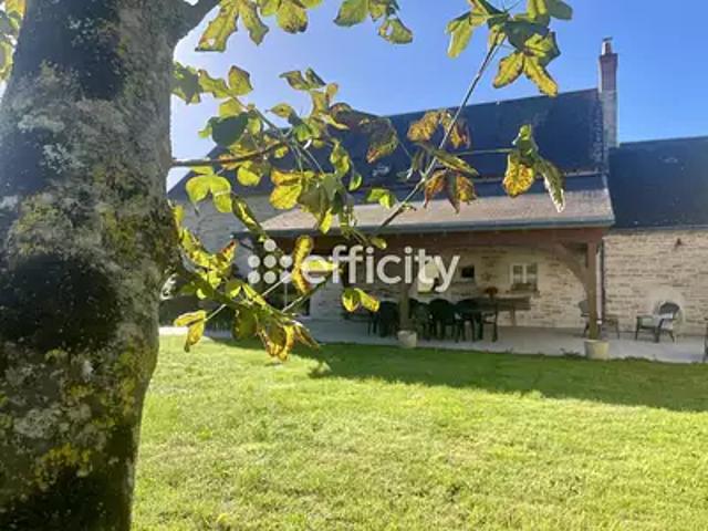 Maison vente à La Favrie, Hommes