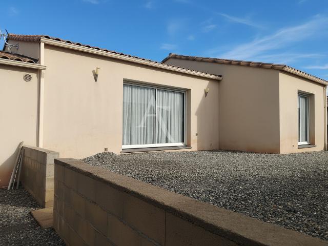 Maison vente à Narbonne, Homps
