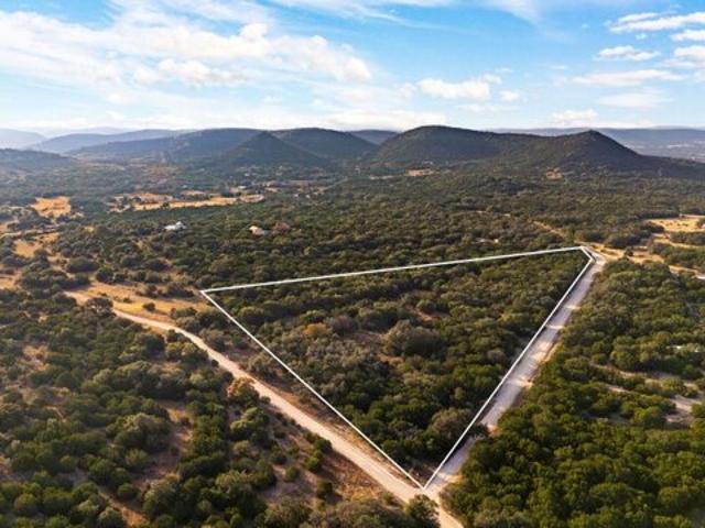 Land for sale in Tarpley, Texas