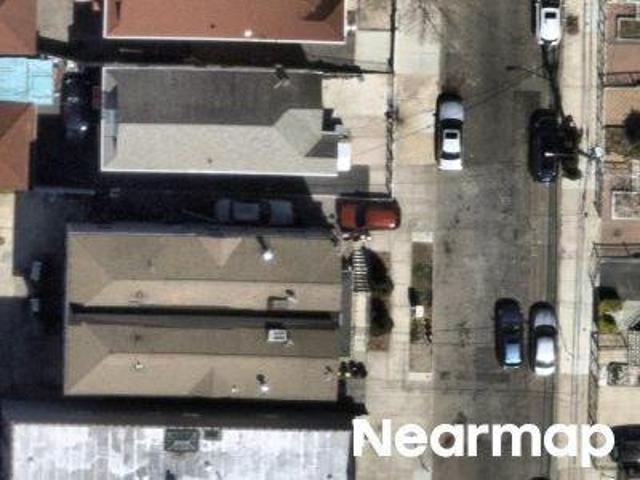 House for sale in The Bronx, Arverne