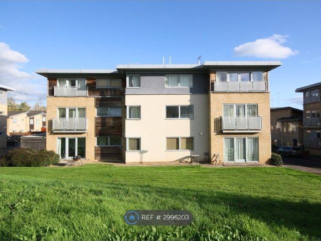 Apartment for rent in Benhall, Golden Valley